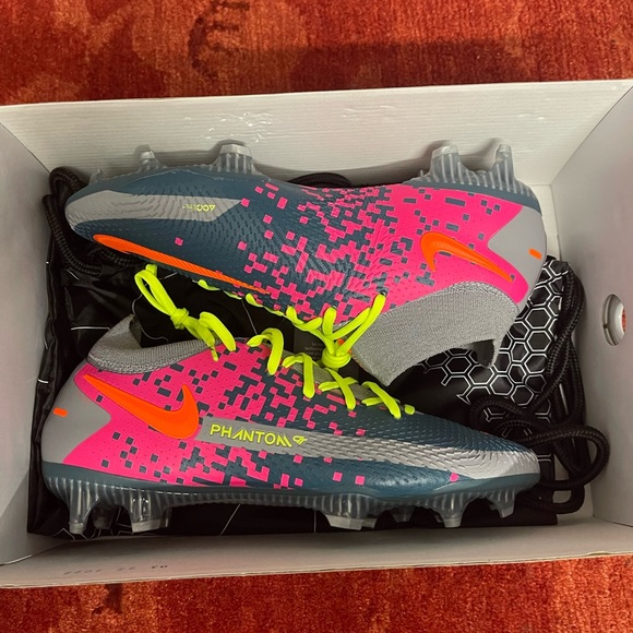 Nike Phantom GTElite by You. Custom Firm Ground Soccer Cleat. - Picture 10 of 15